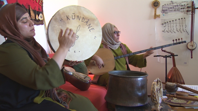 Türk müziği makamları gönüllere şifa oluyor